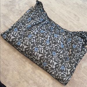 Off the shoulder Bailey 44 top